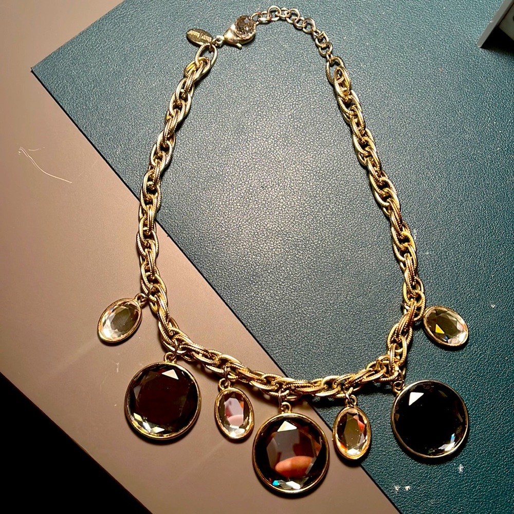 White House Black Market Statement Jewelry Pièce
